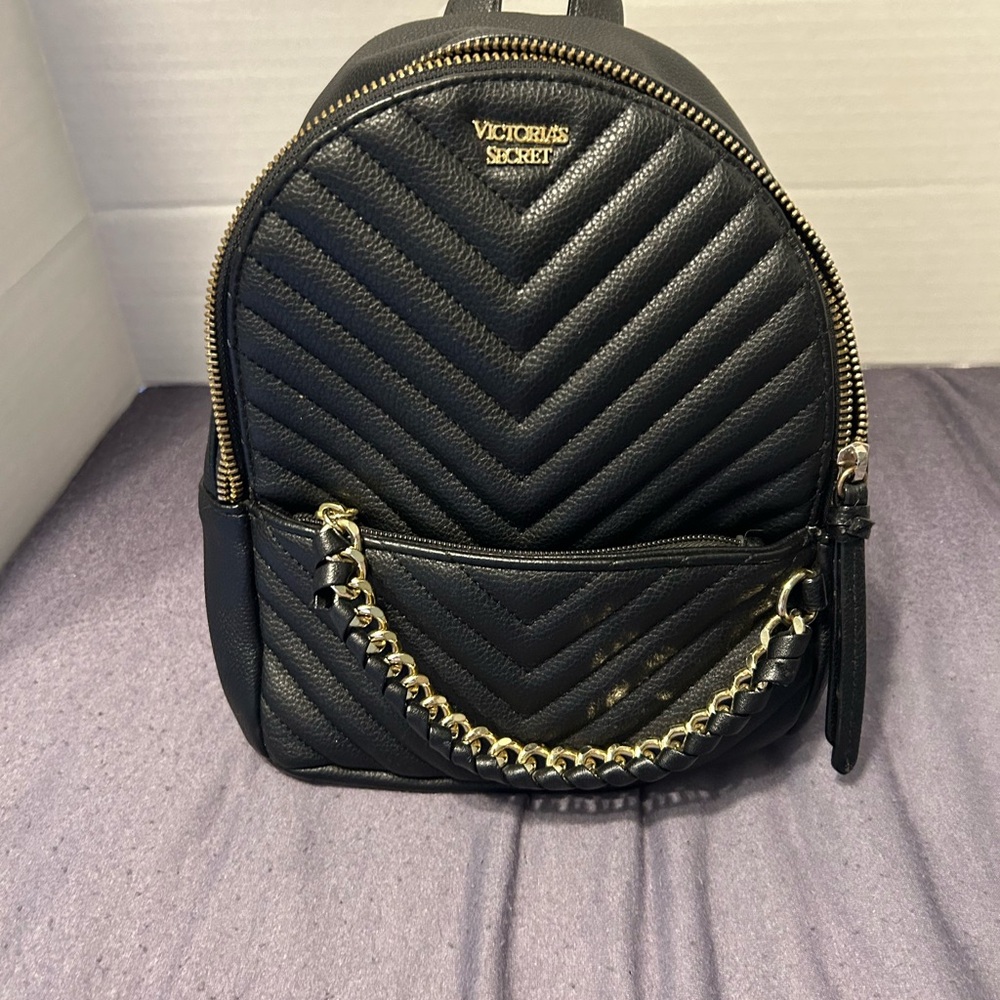 Victoria’s Secret Black Quilted Mini Backpack with Gold Chain –‎ Chic & Stylish